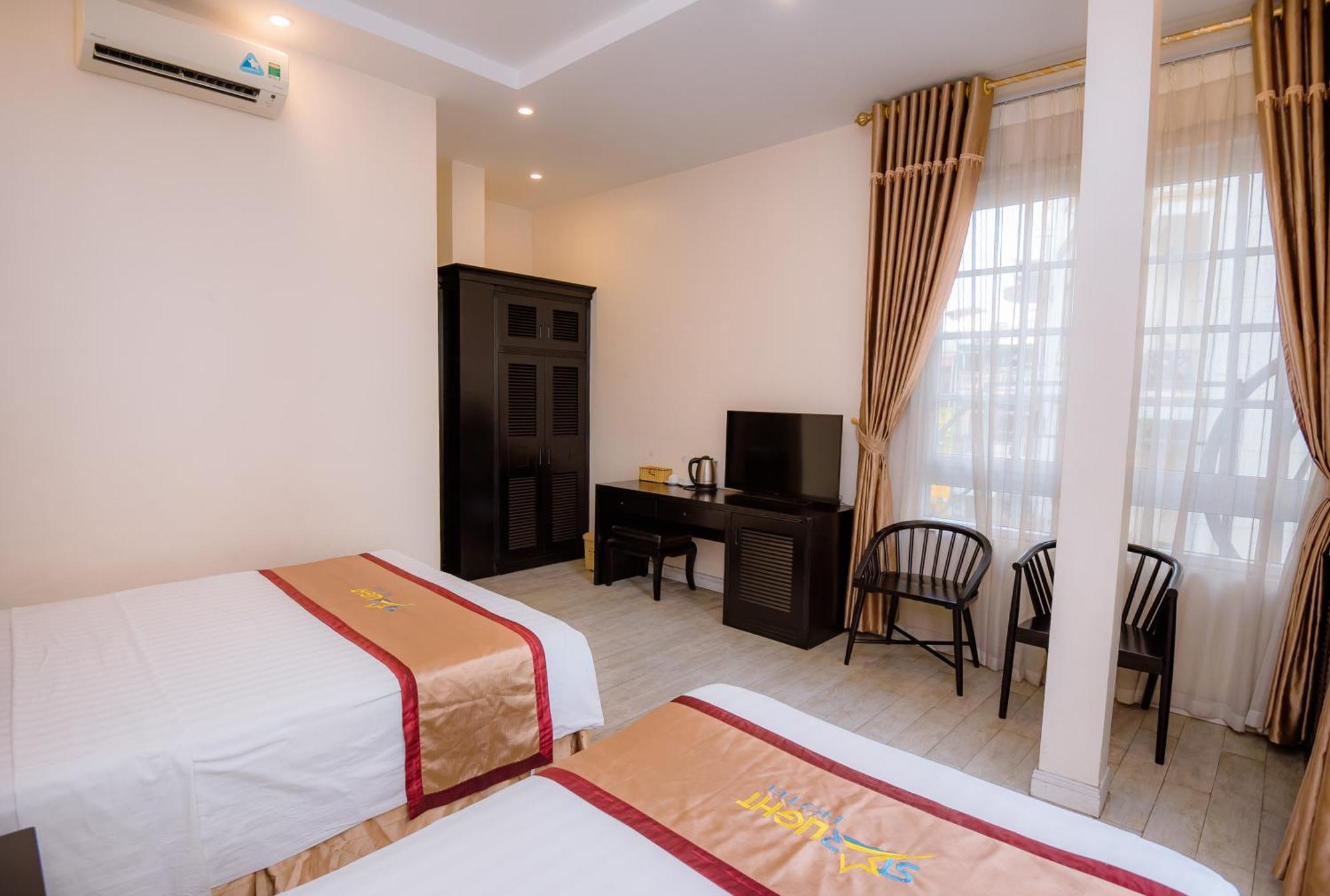 Halong Starlight Inn & Travel Ha Long Exterior photo