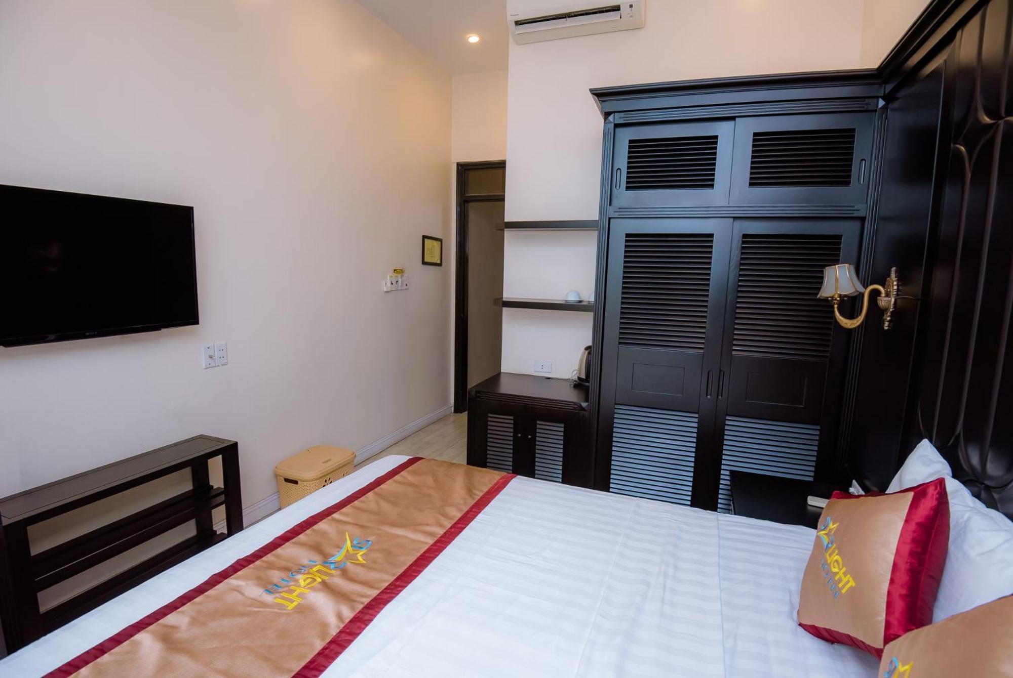 Halong Starlight Inn & Travel Ha Long Exterior photo